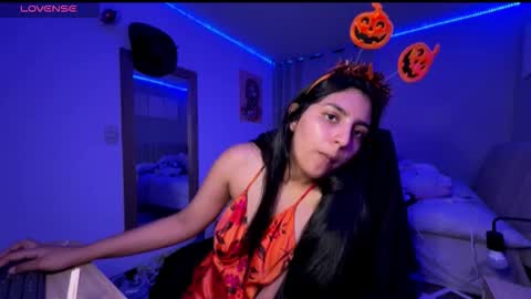 Snapshot of cloe_small08 chatting on October 2025 01:06:01 AM cloe small online show from October 2025 01:06:01 AM