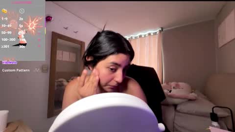 Snapshot of cloe_small08 chatting on October 2025 03:34:01 PM cloe small online show from October 2025 03:34:01 PM