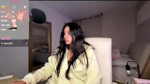 Snapshot of cloe_small08 chatting on October 2025 01:28:02 AM cloe small online show from October 2025 01:28:02 AM