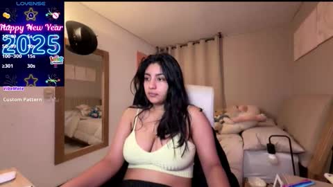 Snapshot of cloe_small08 chatting on November 2025 05:28:02 AM cloe small online show from November 2025 05:28:02 AM