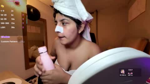 Snapshot of cloe_small08 chatting on December 2025 03:16:02 AM cloe small online show from December 2025 03:16:02 AM