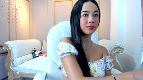 Snapshot of cloehap chatting on January 2025 12:18:01 PM Cloe online show from January 2025 12:18:01 PM