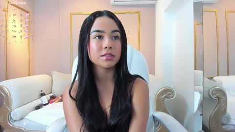 Snapshot of cloehap chatting on February 2025 12:06:02 PM Cloe online show from February 2025 12:06:02 PM