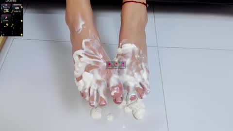 lady cloe person online show from February 2026 03:52:01 PM