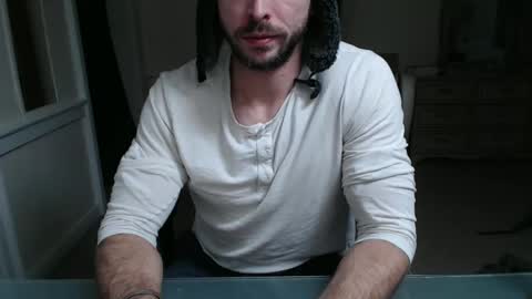 Cloud online show from November 2025 02:10:02 AM