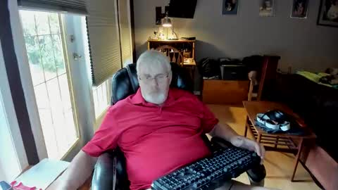 cloudalert62 online show from October 2025 07:48:02 PM