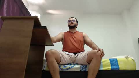 Snapshot of cloudsfunxxxx chatting on April 2026 08:39:02 PM cloudsfunxxxx online show from April 2026 08:39:02 PM