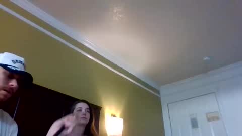 tallhungandcloudy online show from April 2026 07:14:01 AM