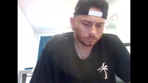 Snapshot of cloudyydayzz chatting on May 2026 03:57:02 AM tallhungandcloudy online show from May 2026 03:57:02 AM