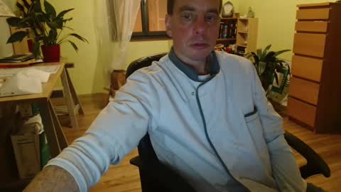 clouplefun online show from December 2024 05:49:02 AM