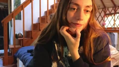 Clover online show from January 2025 08:55:01 PM