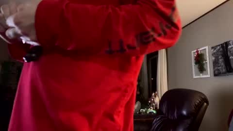 Snapshot of cloverboy1988 chatting on December 2024 12:08:02 PM cloverboy1988 online show from December 2024 12:08:02 PM