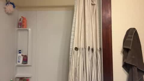 Snapshot of cloverboy1988 chatting on February 2025 12:00:02 PM cloverboy1988 online show from February 2025 12:00:02 PM