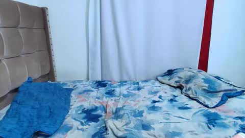 clover online show from November 2025 06:24:02 AM