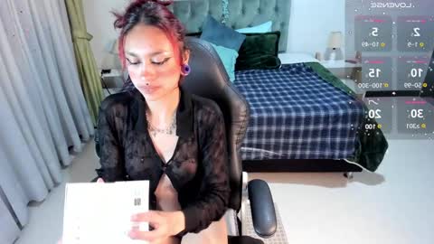 emely dolce online show from February 2025 03:15:02 AM