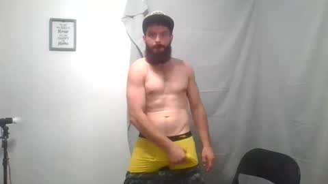 Snapshot of clubb86 chatting on March 2026 03:40:01 PM Maxxdieselx69 online show from March 2026 03:40:01 PM