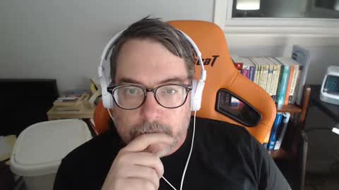 Snapshot of clyde_money chatting on October 2025 11:38:01 PM  Clyde  Money  online show from October 2025 11:38:01 PM
