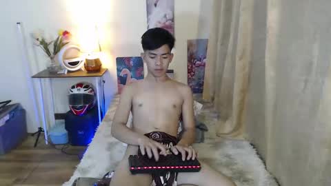 clyde_twinkx online show from February 2026 10:25:01 PM