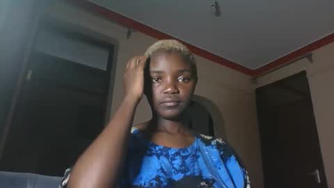 Snapshot of coastal_baddie chatting on May 2026 10:28:02 PM Ninah online show from May 2026 10:28:02 PM