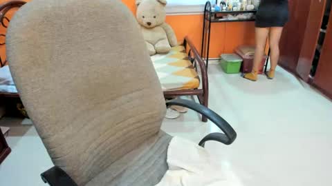 titanis online show from February 2025 12:37:02 AM