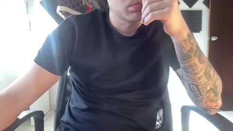 Snapshot of cockzilla1900 chatting on February 2025 08:14:02 PM cockzilla1900 online show from February 2025 08:14:02 PM