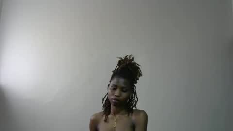 Luna online show from February 2026 12:42:02 PM