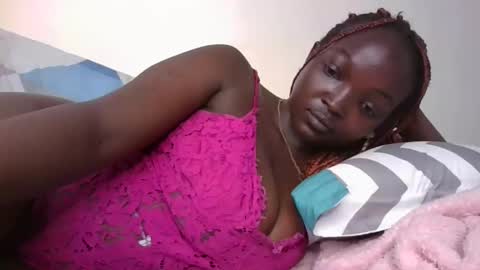 Snapshot of cocoalush_20 chatting on April 2026 08:26:02 AM CocoaLush 20 online show from April 2026 08:26:02 AM