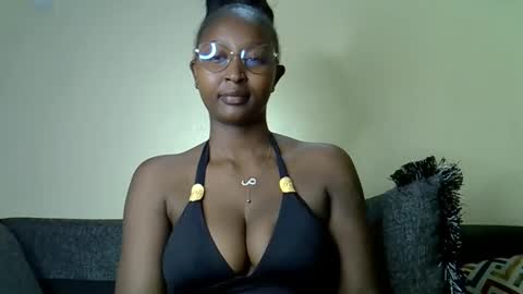 Snapshot of cocobaby_ chatting on March 2026 08:32:01 PM Coco online show from March 2026 08:32:01 PM