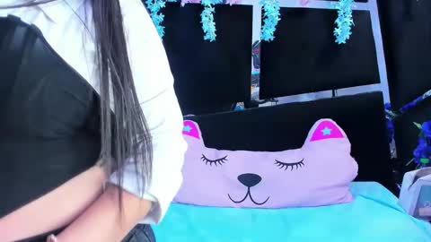 Snapshot of cocoo_nuth chatting on September 2025 02:56:02 AM Cocoo online show from September 2025 02:56:02 AM