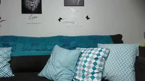 CocosCreamy online show from May 2026 02:01:01 PM