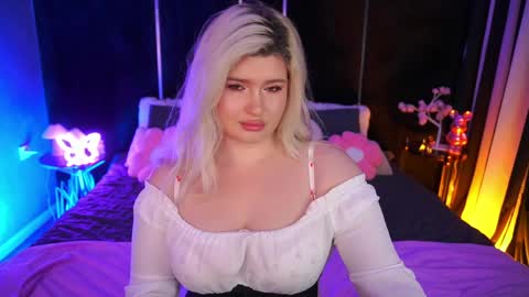 Snapshot of cocosecretss chatting on June 2026 07:09:02 AM onlyfans amyleyy online show from June 2026 07:09:02 AM