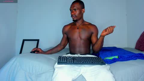 Snapshot of coddy_fit chatting on May 2026 05:43:01 PM cody online show from May 2026 05:43:01 PM