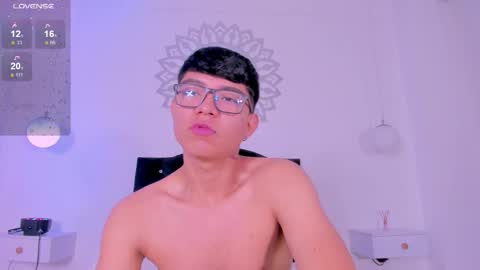 Snapshot of codytwink_ chatting on October 2025 01:40:02 PM Cody online show from October 2025 01:40:02 PM