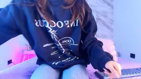 Snapshot of colett_hall chatting on March 2026 11:57:01 AM colett online show from March 2026 11:57:01 AM