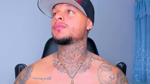 Snapshot of colin_fox1 chatting on March 2026 02:38:01 AM colin_fox1 online show from March 2026 02:38:01 AM