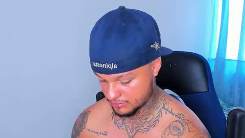 Snapshot of colin_fox1 chatting on March 2026 06:35:01 PM colin_fox1 online show from March 2026 06:35:01 PM