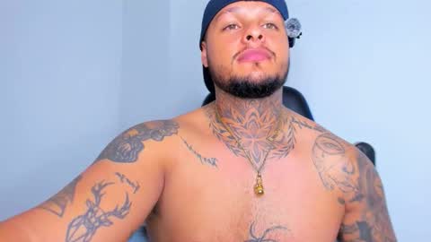 Snapshot of colin_fox1 chatting on March 2026 01:44:02 AM colin_fox1 online show from March 2026 01:44:02 AM