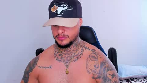 Snapshot of colin_fox1 chatting on March 2026 06:09:02 PM colin_fox1 online show from March 2026 06:09:02 PM