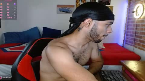 Snapshot of colinlatinbrown chatting on December 2024 05:47:02 PM IG  online show from December 2024 05:47:02 PM