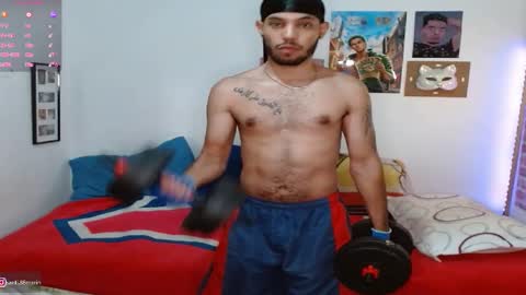 Snapshot of colinlatinbrown chatting on December 2024 12:13:01 AM IG  online show from December 2024 12:13:01 AM