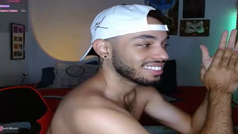 Snapshot of colinlatinbrown chatting on January 2025 02:08:02 PM IG  online show from January 2025 02:08:02 PM