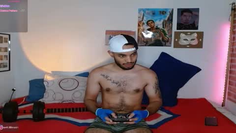 Snapshot of colinlatinbrown chatting on January 2025 08:11:02 PM IG  online show from January 2025 08:11:02 PM