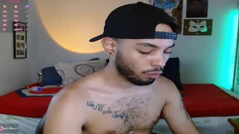 Snapshot of colinlatinbrown chatting on January 2025 05:41:01 PM IG  online show from January 2025 05:41:01 PM