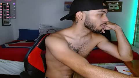 Snapshot of colinlatinbrown chatting on January 2025 01:11:02 PM IG  online show from January 2025 01:11:02 PM