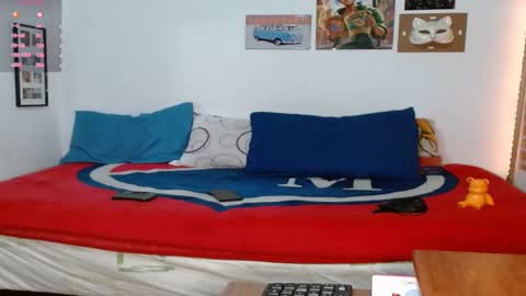 Snapshot of colinlatinbrown chatting on January 2025 12:43:02 AM IG  online show from January 2025 12:43:02 AM