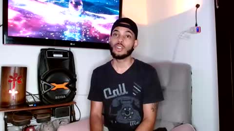 Snapshot of colinlatinbrown chatting on January 2025 12:12:01 AM IG  online show from January 2025 12:12:01 AM