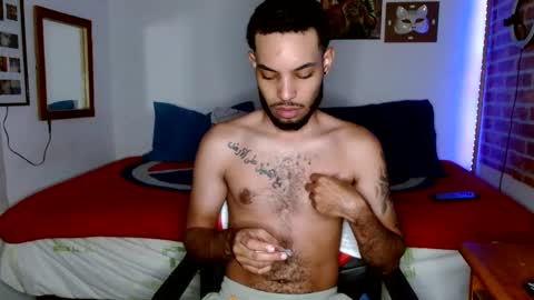 Snapshot of colinlatinbrown chatting on January 2025 09:30:02 AM IG  online show from January 2025 09:30:02 AM