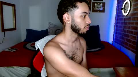 Snapshot of colinlatinbrown chatting on January 2025 09:44:02 AM IG  online show from January 2025 09:44:02 AM