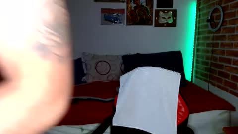 Snapshot of colinlatinbrown chatting on January 2025 12:18:01 PM IG  online show from January 2025 12:18:01 PM