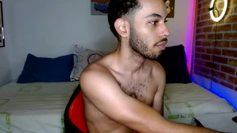 Snapshot of colinlatinbrown chatting on February 2025 11:32:02 AM IG  online show from February 2025 11:32:02 AM